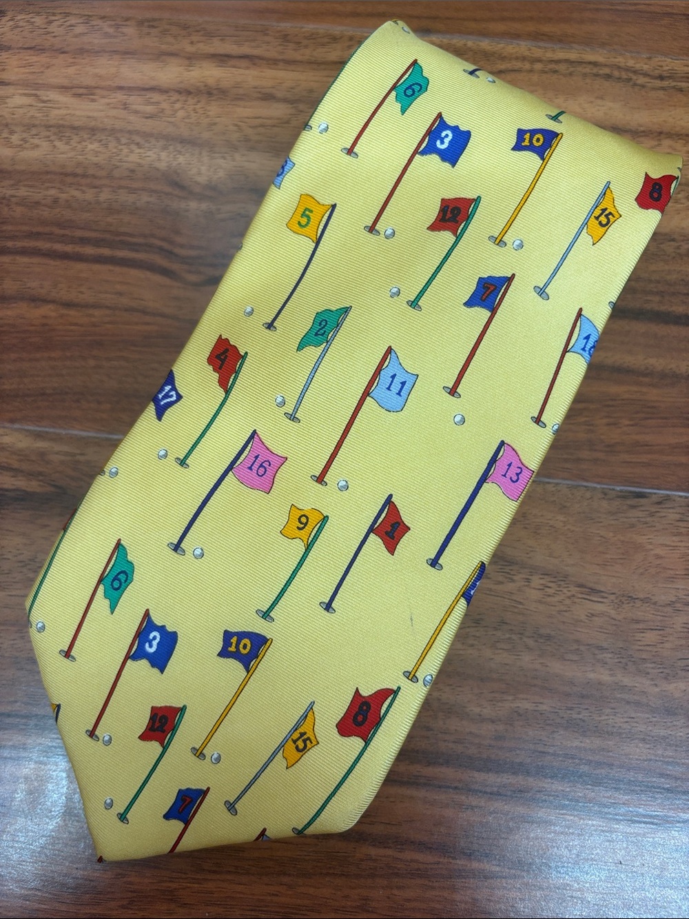 Alynn Neck Tie Yellow Golf Flag Patterned